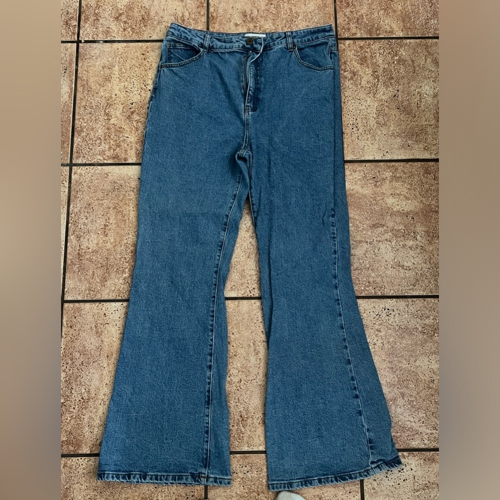 Blue flared jean’s from cotton:on